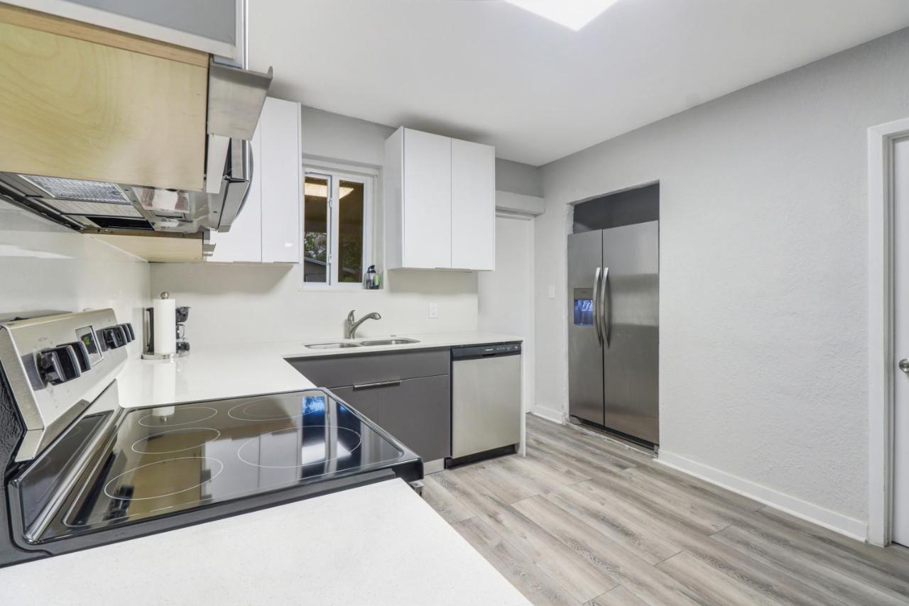 Spacious And Luxurious Home Centrally Located Between Miami And Ft. Lauderdale Miramar Buitenkant foto